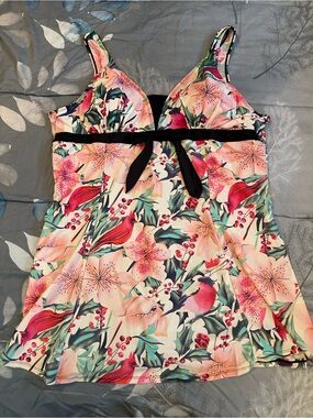 EUC WANTDO Floral Pink & Green 1-Piece Swimdress w/Black Tie Sz 26-28W CARDINAL
